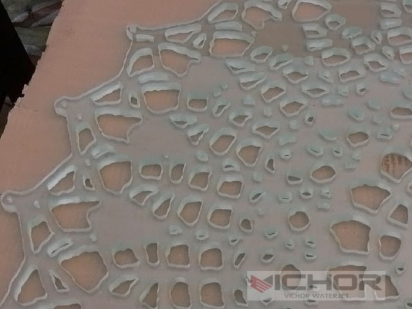 Water Jet Glass Cutting: Various Thickness